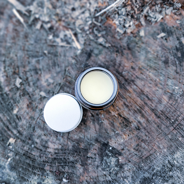 S7 - Organic shea butter and beeswax lavender essential oil infused paw balm. (12 x Trade Pack)